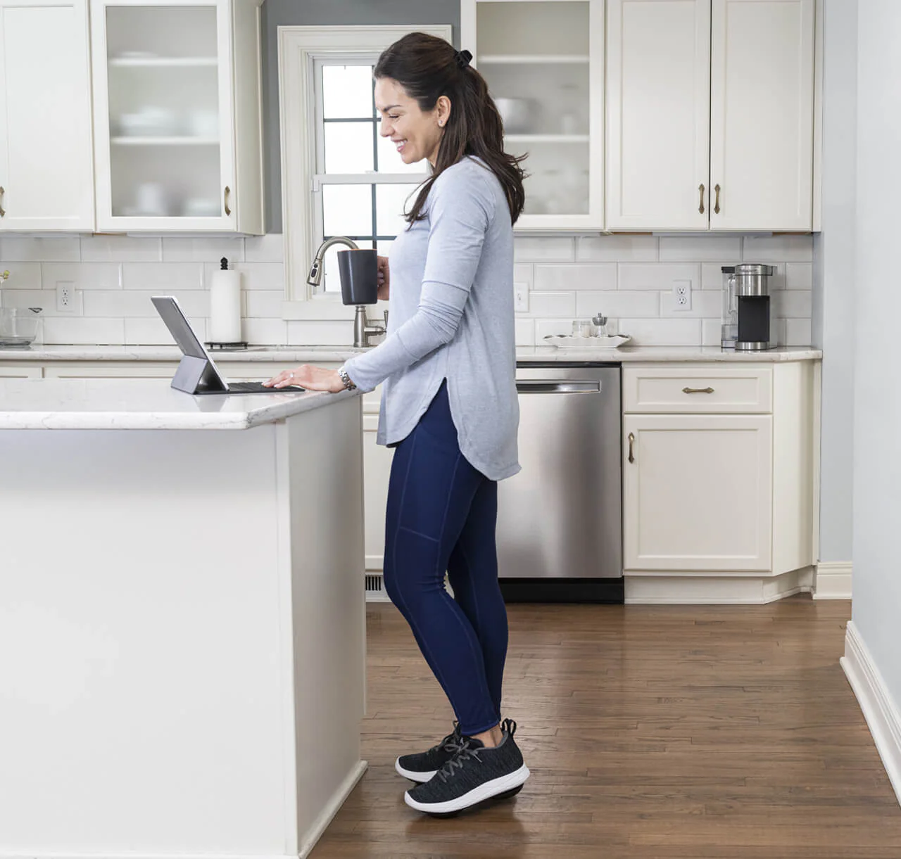 AposHealth Wearable Medical Device - Image 2