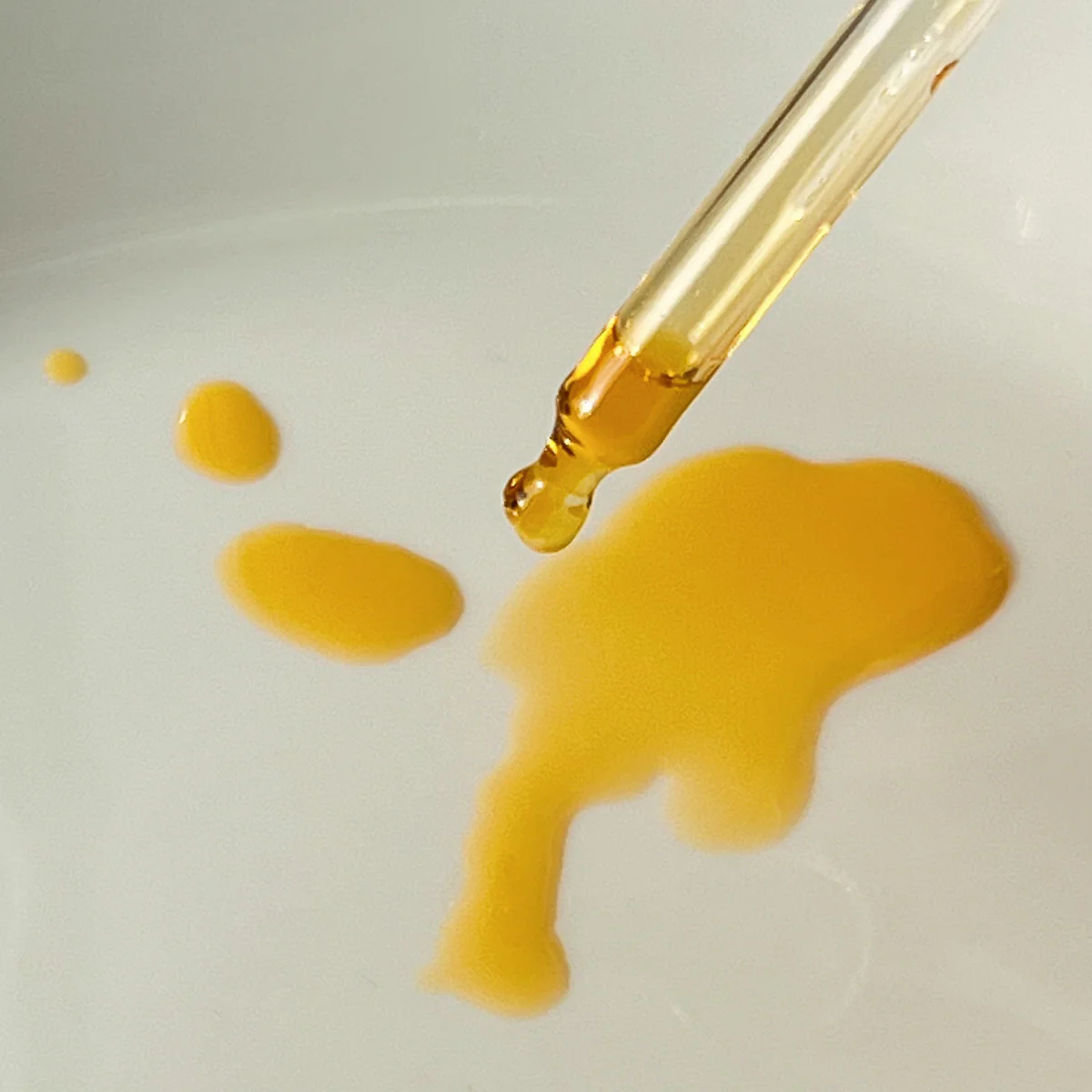 PURE Organic Cold-Pressed Rosehip Body Oil (100ml) - Image 6