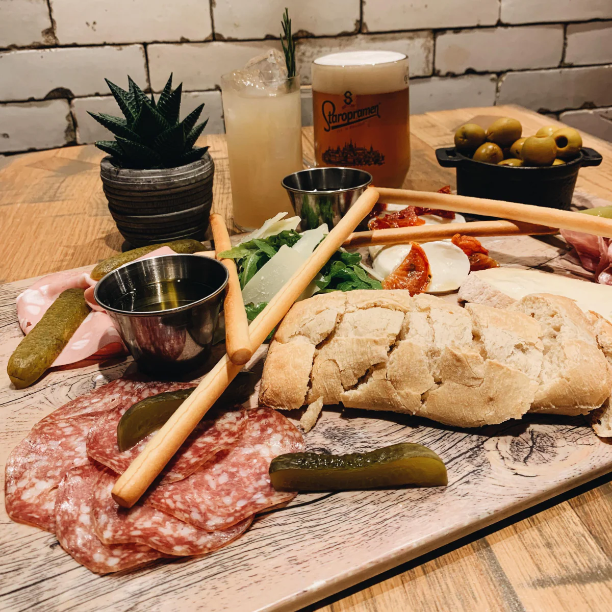 Spa & Sharing Board Package β with Indigo Yard (for Two)